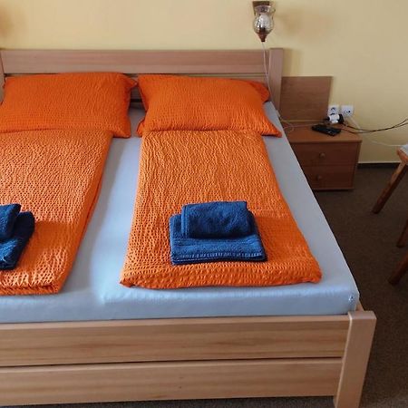 Rozmberska Basta Hotel เชบอนย์ ภายนอก รูปภาพ