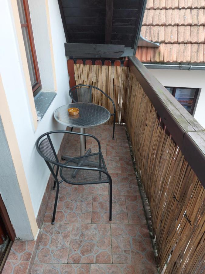Rozmberska Basta Hotel เชบอนย์ ภายนอก รูปภาพ